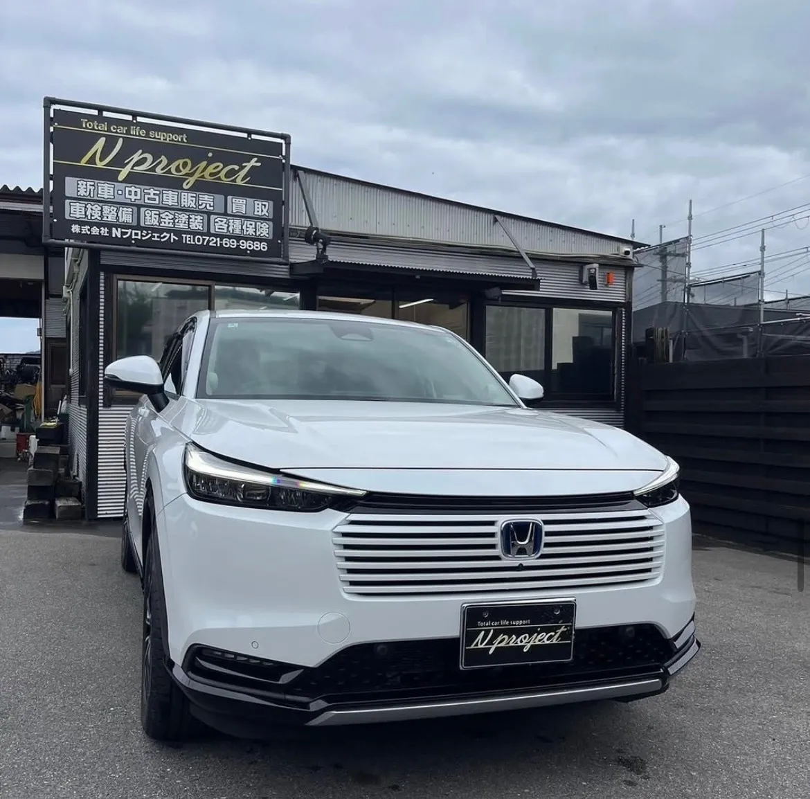 ヴェゼル　ホンダ　ガリ傷　凹み　事故　交換　修理　鈑金塗装　河内長野　狭山　富田林　南大阪　自社整備工場　Nプロジェクト