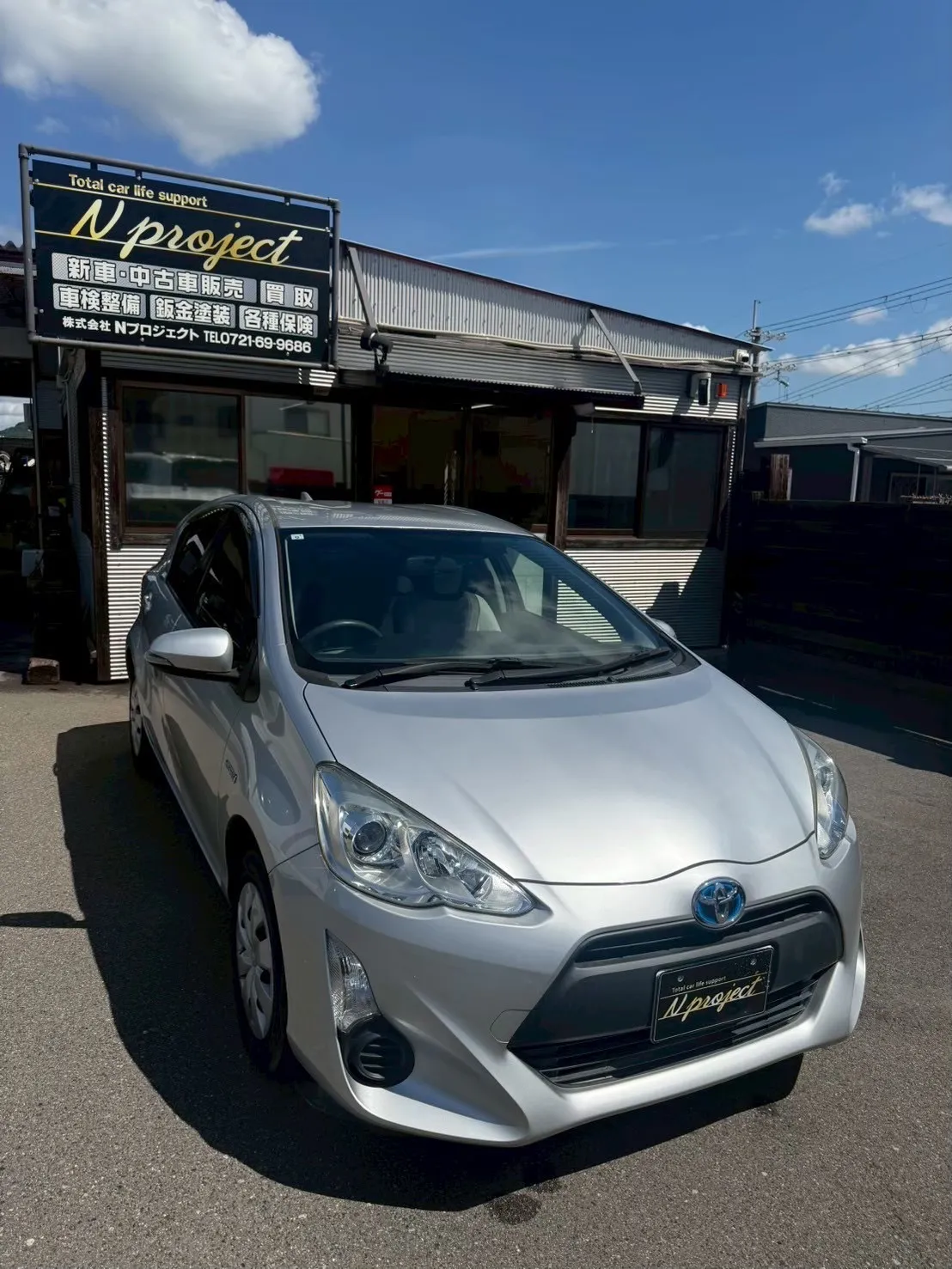アクア　TOYOTA  鈑金　塗装　事故　修理　交換　凹み　ガリ傷　保険　河内長野　富田林　狭山　南大阪　自社整備工場　Nプロジェクト