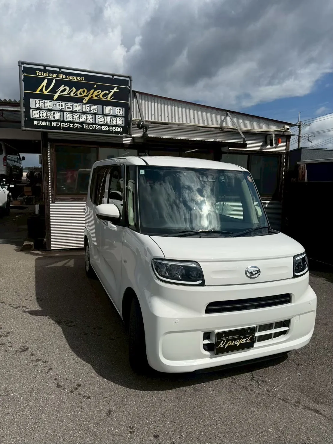 タント　ダイハツ　事故　修理　鈑金塗装　交換　凹み　ガリ傷　保険　河内長野　狭山　富田林　自社整備工場　Nプロジェクト