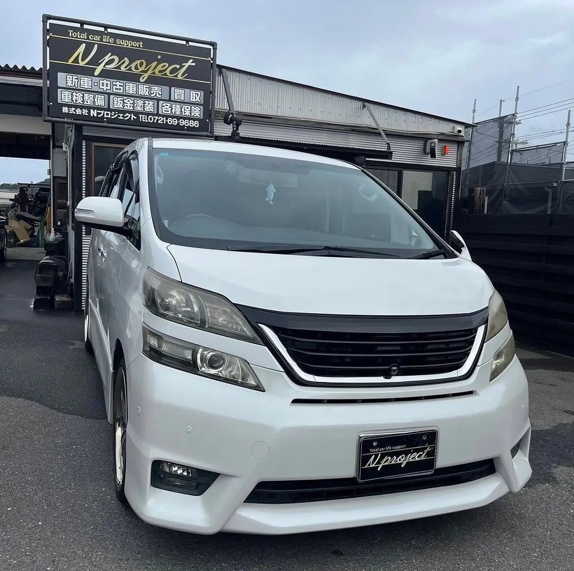 ヴェルファイア　TOYOTA   人気車　ファミリーカー　事故　修理　交換　鈑金塗装　保険　ガリ傷　凹み　河内長野　狭山　富田林　自社整備工場　Nプロジェクト