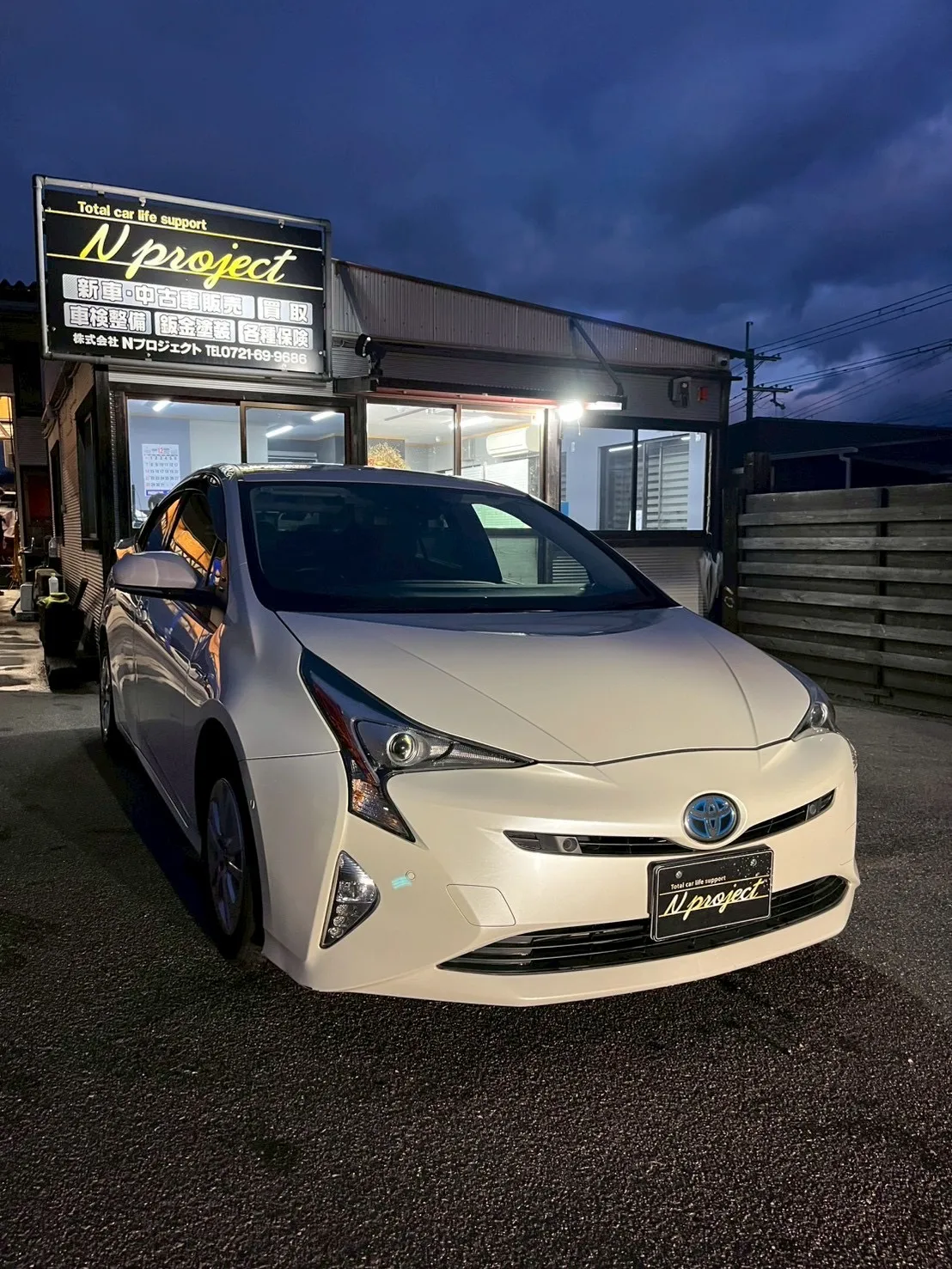 50プリウス　 TOYOTA　人気車　ガリ傷　凹み　事故　交換　修理　鈑金塗装　保険　整備　点検　河内長野　狭山　富田林　南大阪　自社整備工場　Nプロジェクト