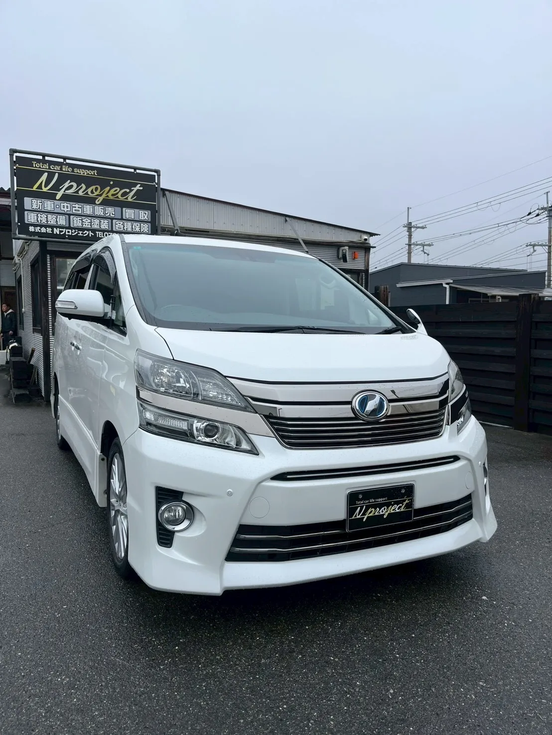 ヴェルファイア　TOYOTA   人気車　ファミリーカー　事故　修理　交換　鈑金塗装　保険　ガリ傷　凹み　河内長野　狭山　富田林　自社整備工場　Nプロジェクト