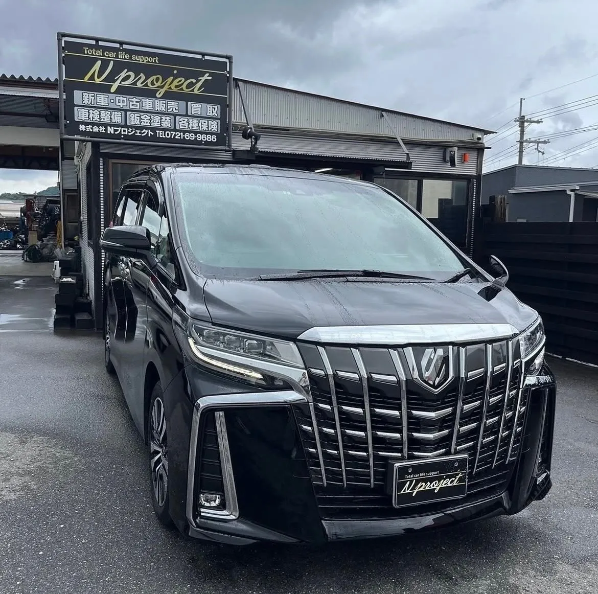 アルファード　TOYOTA   人気車　鈑金塗装　磨き　事故　修理　交換　保険　河内長野　富田林　狭山　南大阪　自社整備工場　Nプロジェクト　