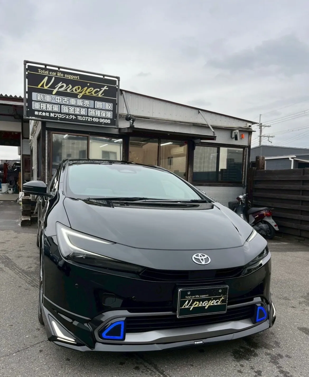 プリウス　TOYOTA   人気車　車検　点検　整備　一般整備　鈑金塗装　河内長野　狭山　富田林　南大阪　自社整備工場　Nプロジェクト