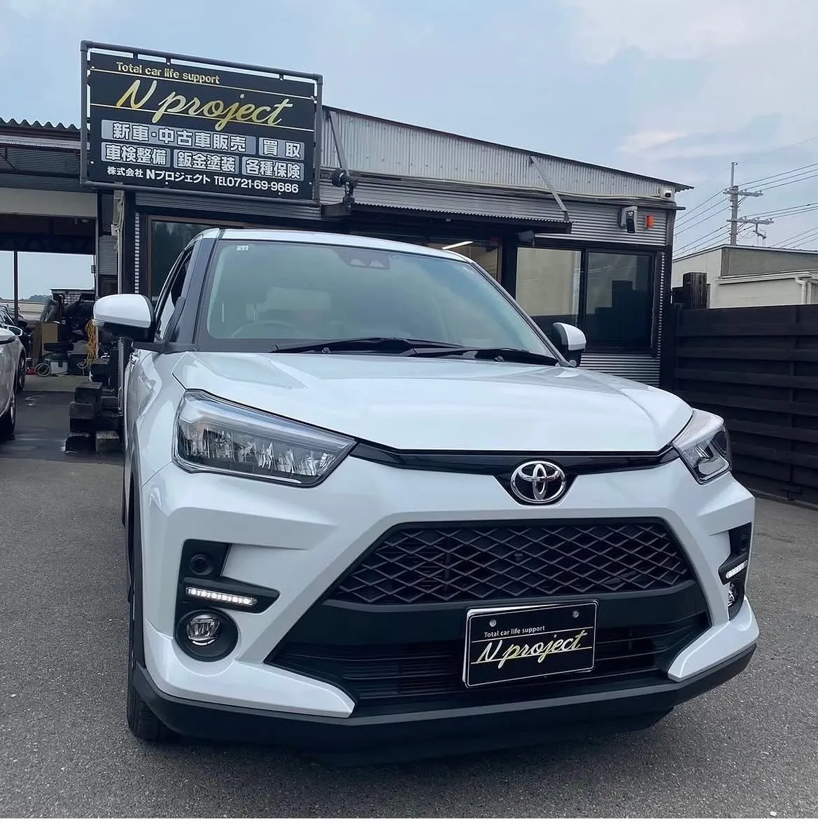 キズ・へこみ直し リヤバンパー クォーター ガリ傷 凹み 鈑金塗装 事故 保険 交換 修理 整備 点検 車検 河内長野 狭山 富田林 南大阪 自社整備工場 Nプロジェクト