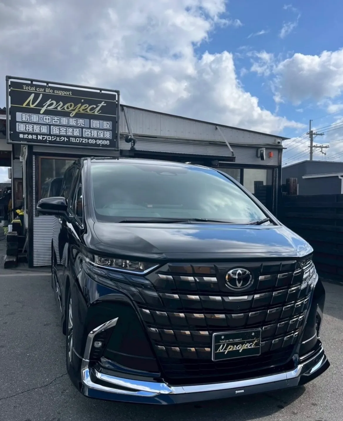 アルファード　TOYOTA   人気車　鈑金塗装　磨き　事故　修理　交換　保険　河内長野　富田林　狭山　南大阪　自社整備工場　Nプロジェクト　